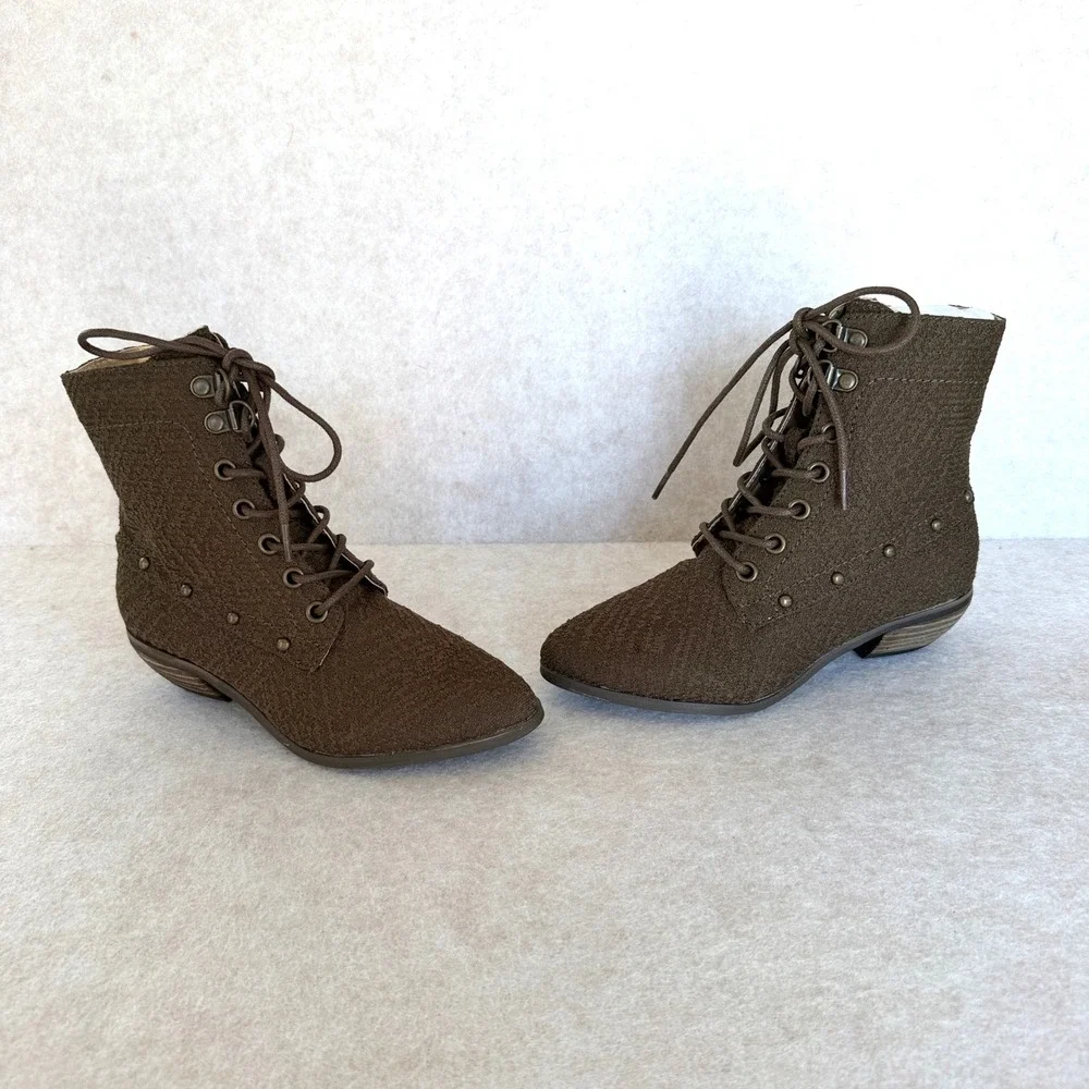 Joyfolie Eliza Boot Brown Girls Size 13 Lace Textured Ankle Boots NEW